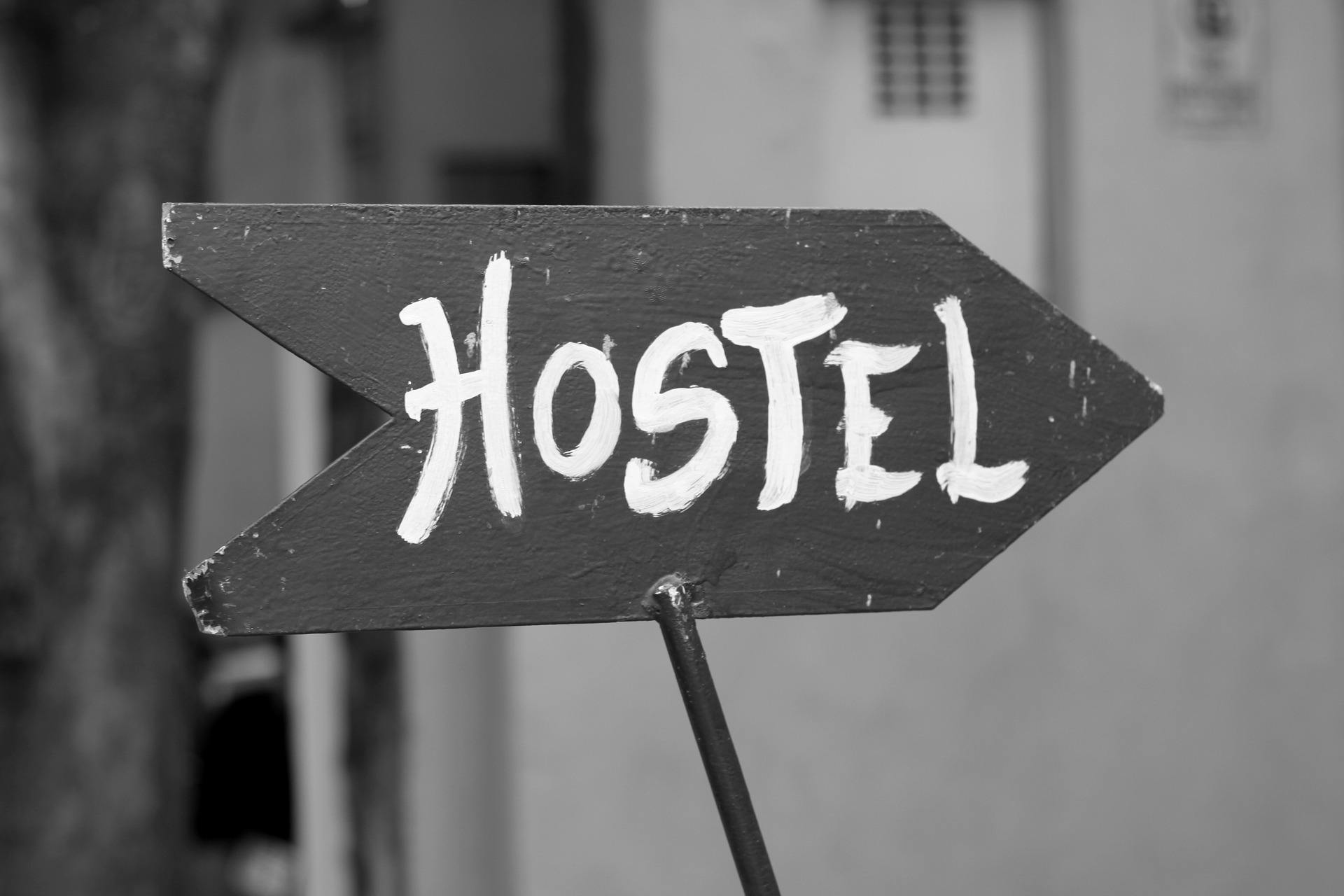 hostel-185156_1920