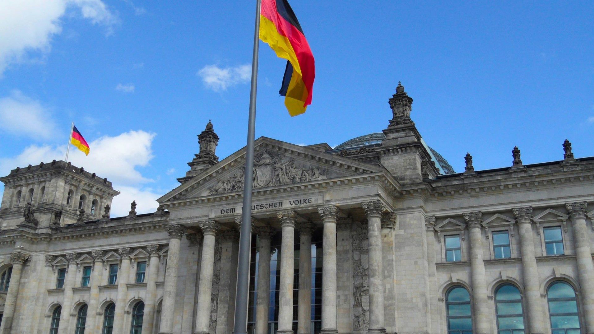 328481_935773974797_1313846295_o